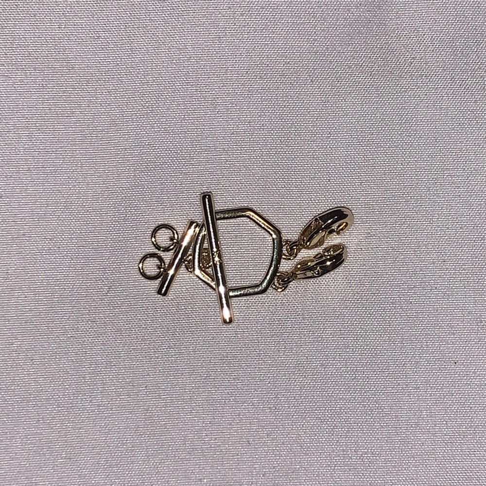 ⭐️ Kendra Scott layer it ⭐️